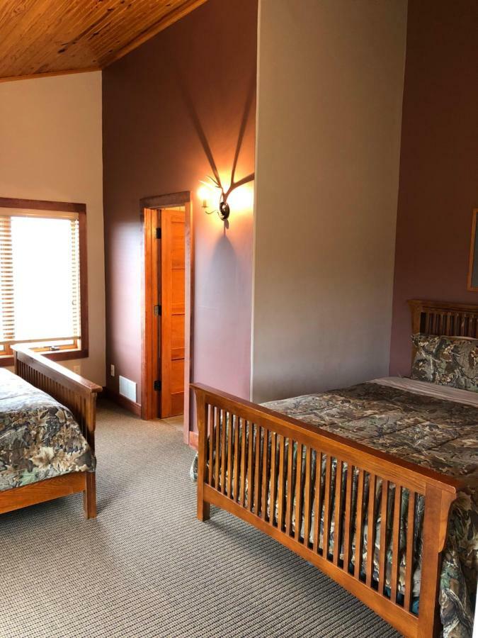Comstock Premier Lodge Llc Sargent ภายนอก รูปภาพ